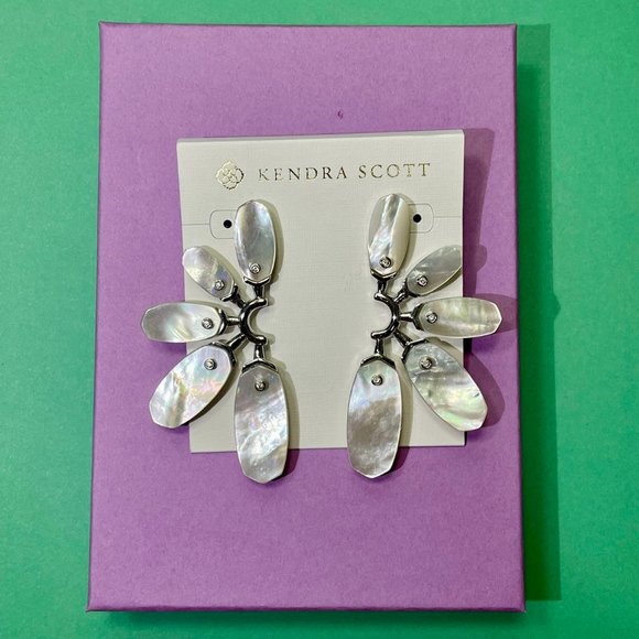 NWT Kendra Scott Ashlyn Ivory Mother Of Pearl Statement Earrings 14K Gold Plated - Picture 8 of 11
